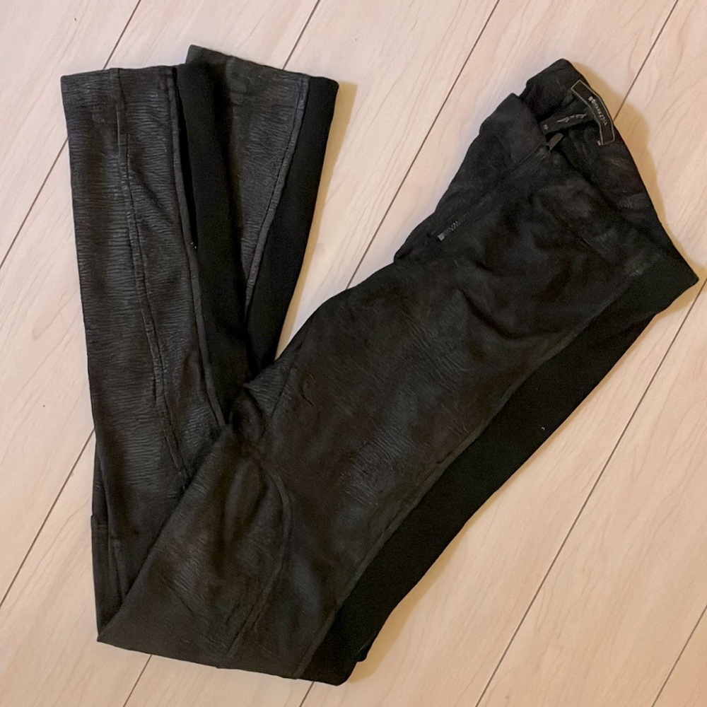 BCBGMAXAZRIA Faux Leather Legging w/Stretch panels XS